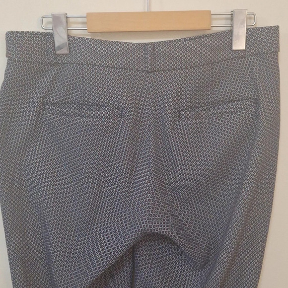 Banana Republic Sloan fit geometric print pants Spring 2020  SZ 6 - Picture 5 of 7